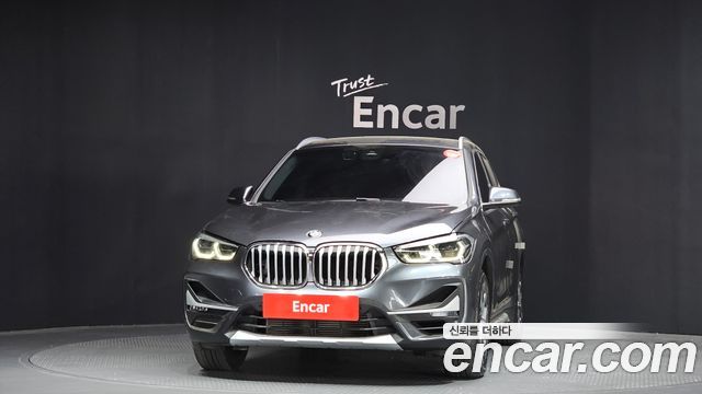 BMW X1 (F48) xDrive 20i xLine 2021 — фото 3