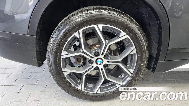 BMW X1 (F48) xDrive 20i xLine 2021 — фото 5