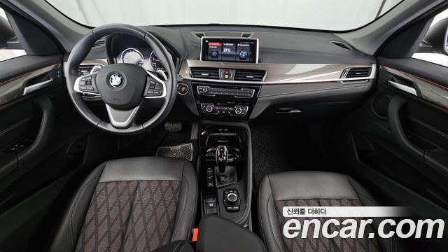 BMW X1 (F48) xDrive 20i xLine 2021 — фото 7
