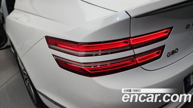Genesis G80 (RG3) Gasoline 2.5 Turbo AWD 2022 — фото 23