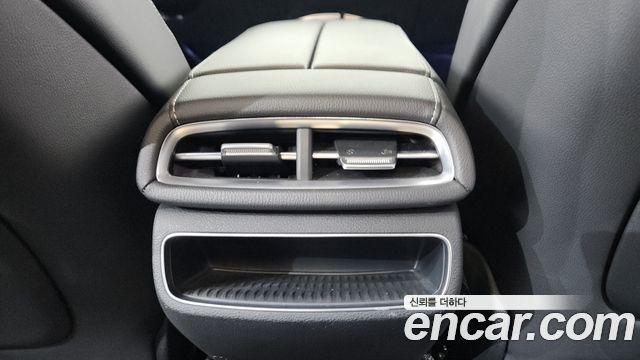 Genesis G80 (RG3) Gasoline 2.5 Turbo AWD 2022 — фото 35