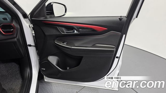 Chevrolet Trailblazer 1.3 Turbo 4WD RS 2025 — фото 24