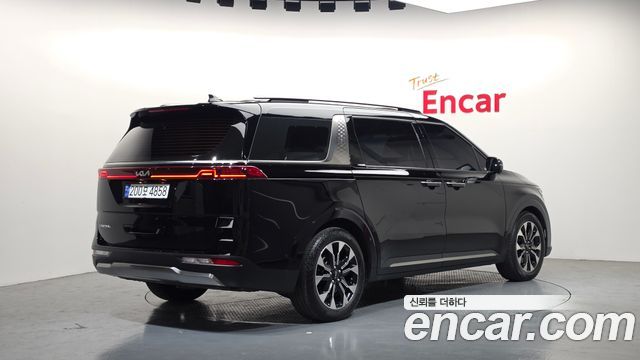 Kia Carnival (IV) Gasoline 7-Seater Signature 2023 — фото 2