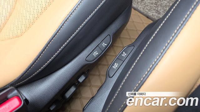 Kia Carnival (IV) Gasoline 7-Seater Signature 2023 — фото 16