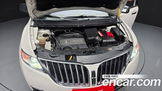 Lincoln MKX 3.7 AWD 2013 — фото 6