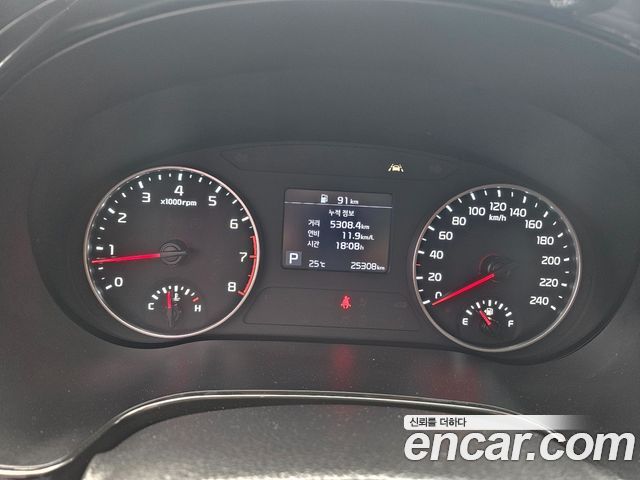 Kia Seltos Gasoline 1.6 Turbo 2WD Signature 2021 — фото 9