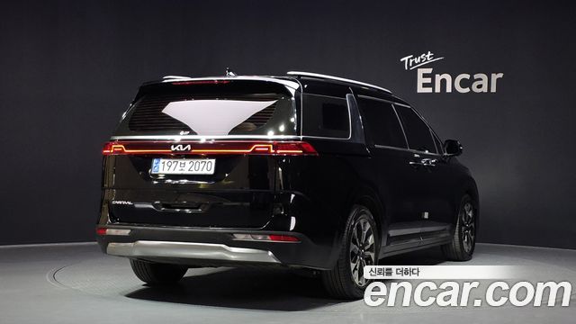 Kia Carnival (IV) Gasoline 9-Seater Signature 2023 — фото 2