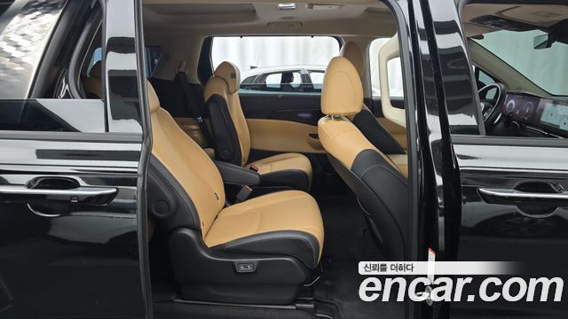 Kia Carnival (IV) Gasoline 9-Seater Signature 2023 — фото 11
