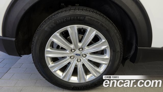 Ford Explorer (VI) 2.3 LimIted 4WD 2022 — фото 5