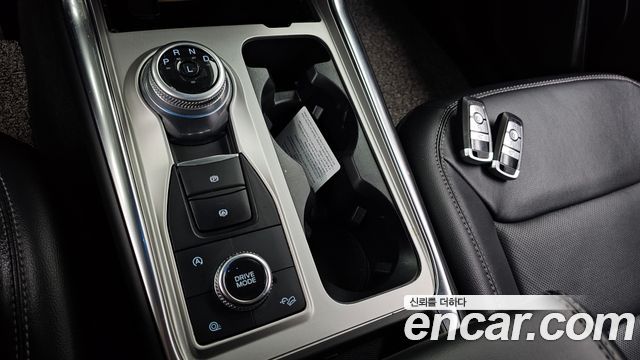Ford Explorer (VI) 2.3 LimIted 4WD 2022 — фото 9