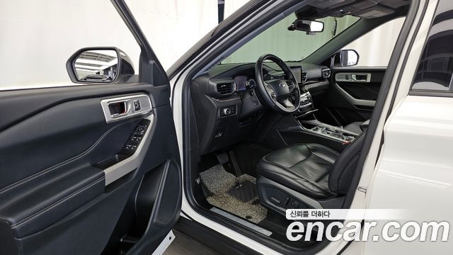 Ford Explorer (VI) 2.3 LimIted 4WD 2022 — фото 10
