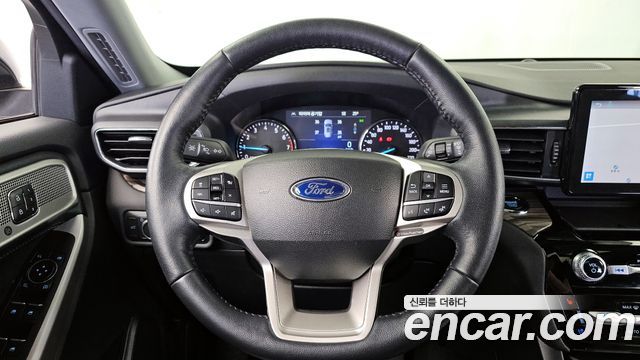 Ford Explorer (VI) 2.3 LimIted 4WD 2022 — фото 13