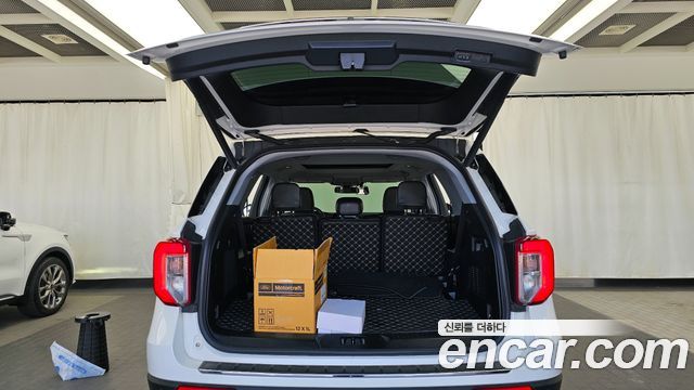 Ford Explorer (VI) 2.3 LimIted 4WD 2022 — фото 20