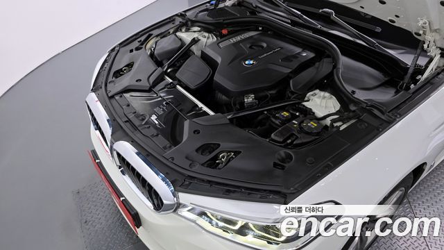 BMW 5 Series (G30) 530i xDrive M Sport Package Plus 2017 — фото 6