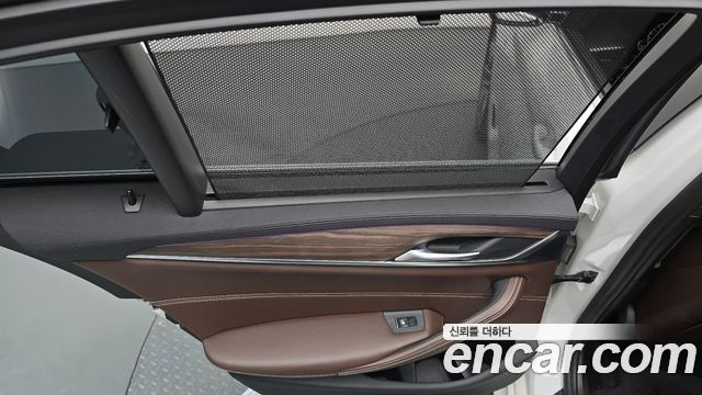 BMW 5 Series (G30) 530i xDrive M Sport Package Plus 2017 — фото 25
