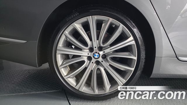 BMW 7 Series (G11) 750Li xDrive Premium 2016 — фото 5