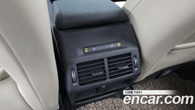 Land Rover Discovery Sport (II) D200 S 2021 — фото 19