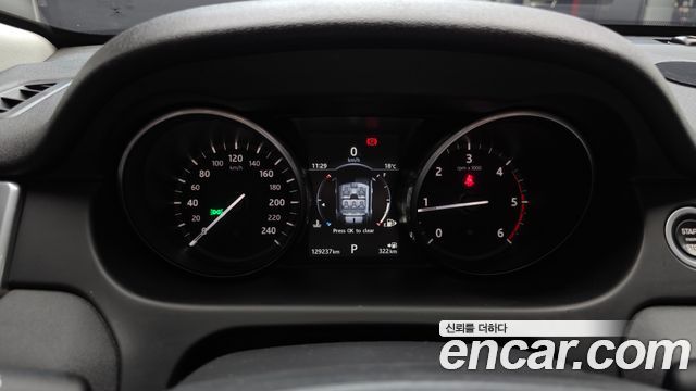 Land Rover Discovery Sport 2.0 TD4 SE 2017 — фото 8