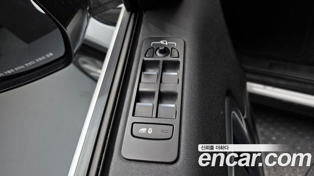Land Rover Discovery Sport 2.0 TD4 SE 2017 — фото 14