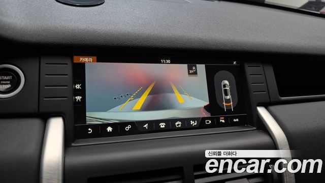 Land Rover Discovery Sport 2.0 TD4 SE 2017 — фото 18