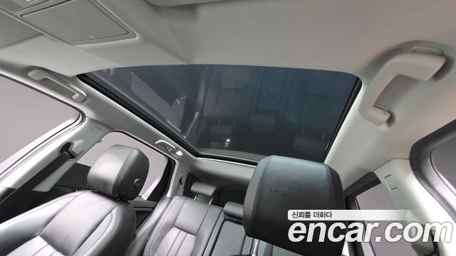 Land Rover Discovery Sport 2.0 TD4 SE 2017 — фото 20