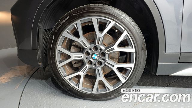 BMW X1 (F48) xDrive 20i xLine 2022 — фото 5
