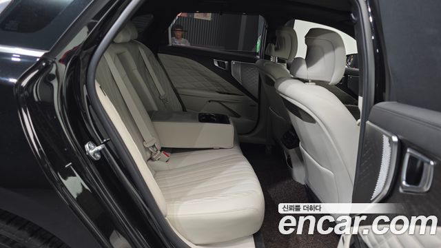 Kia K8 2.5 Gasoline 2WD Signature 2023 — фото 11
