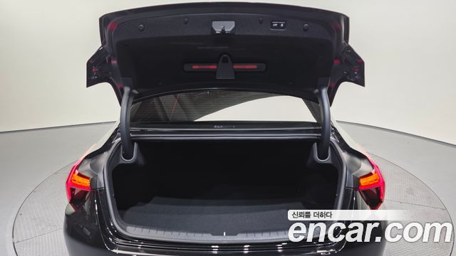 Kia K8 2.5 Gasoline 2WD Signature 2023 — фото 20
