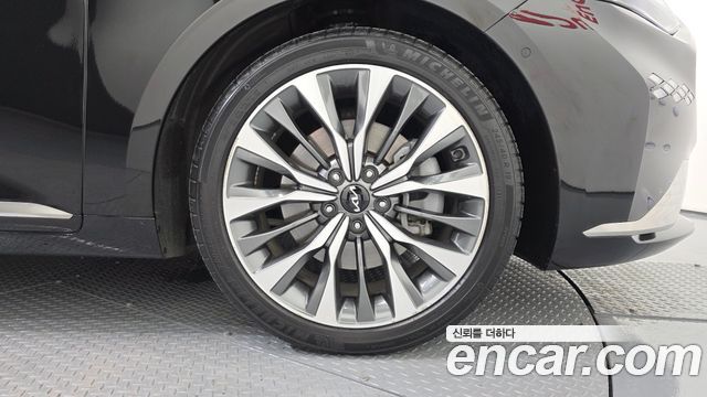 Kia K8 2.5 Gasoline 2WD Signature 2023 — фото 21