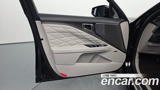 Kia K8 2.5 Gasoline 2WD Signature 2023 — фото 24