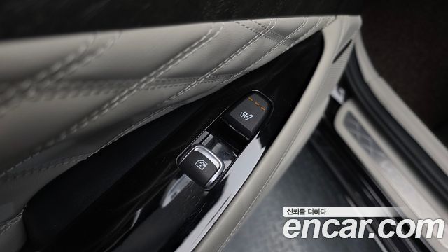 Kia K8 2.5 Gasoline 2WD Signature 2023 — фото 36
