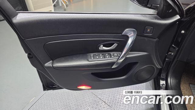 Renault Korea SM5 Platinum RE Standard 2013 — фото 24