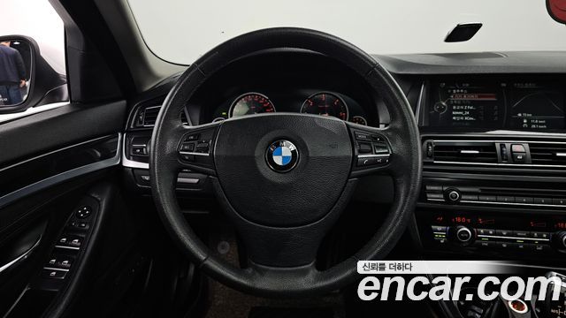 BMW 5 Series (F10) 520d xDrive 2014 — фото 13