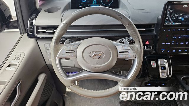 Hyundai Staria 4WD Lounge 9-Seater Inspiration 2022 — фото 12