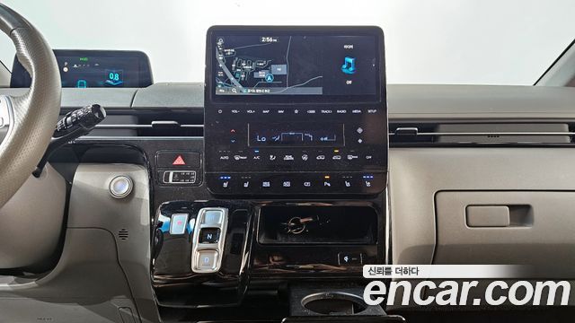 Hyundai Staria 4WD Lounge 9-Seater Inspiration 2022 — фото 13