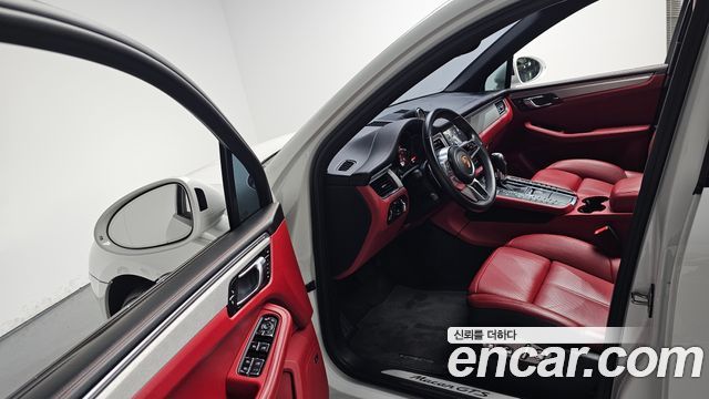 Porsche Macan 3.0 GTS 95B 2018 — фото 10