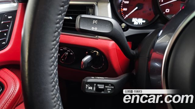 Porsche Macan 3.0 GTS 95B 2018 — фото 17