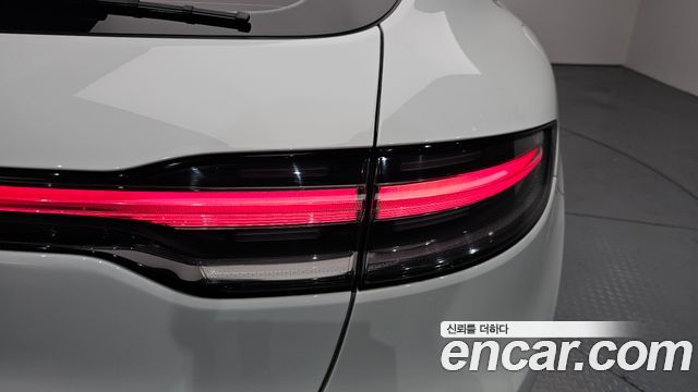 Porsche Macan 3.0 GTS 95B 2018 — фото 23