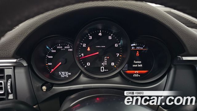 Porsche Macan 2.0 95B 2019 — фото 8