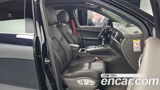 Porsche Macan 2.0 95B 2019 — фото 26