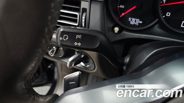 Porsche Macan 2.0 95B 2019 — фото 32