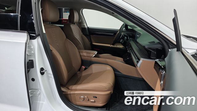 Hyundai Grandeur (GN7) 2,5 Gasoline 2WD Calligraphy 2023 — фото 11