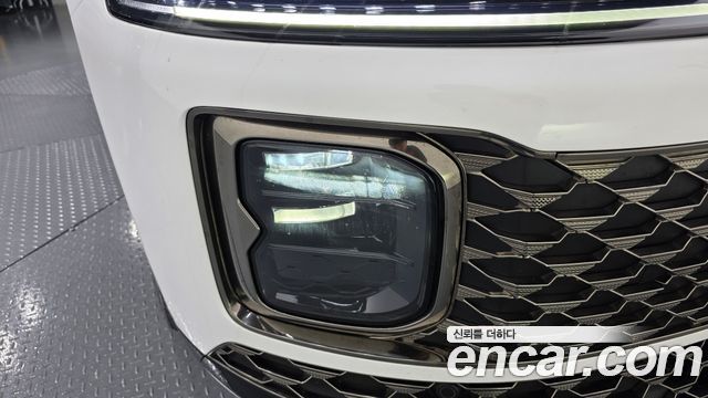Hyundai Grandeur (GN7) 2,5 Gasoline 2WD Calligraphy 2023 — фото 22