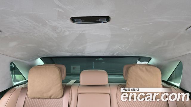 Hyundai Grandeur (GN7) 2,5 Gasoline 2WD Calligraphy 2023 — фото 34