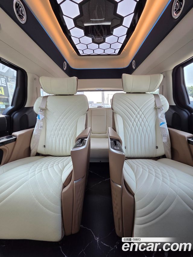 Kia Carnival (IV) HEV 9-Seater Hi-Limousine (Special vehicle) 2026 — фото 7