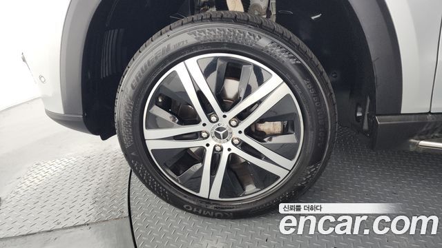 Mercedes-Benz GLE-Class (W167) GLE300d 4MATIC 2019 — фото 5