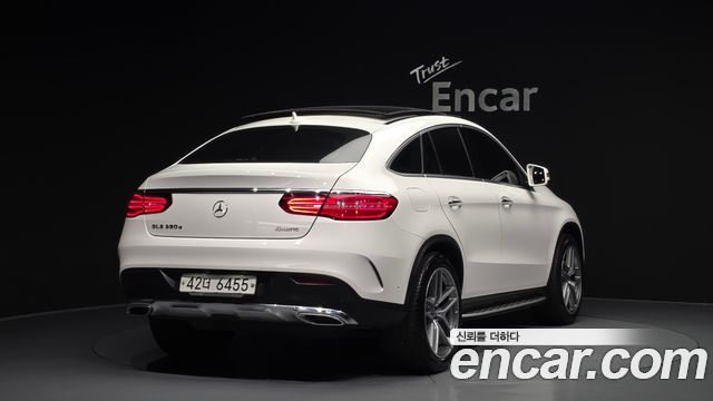 Mercedes-Benz GLE-Class (W166) GLE350 d 4MATIC Coupe 2017 — фото 2