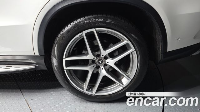 Mercedes-Benz GLE-Class (W166) GLE350 d 4MATIC Coupe 2017 — фото 21