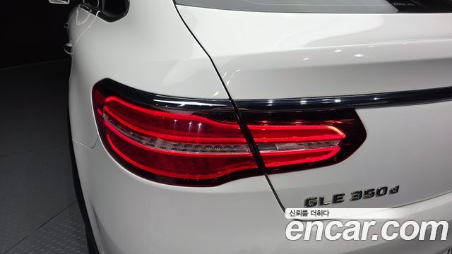 Mercedes-Benz GLE-Class (W166) GLE350 d 4MATIC Coupe 2017 — фото 23