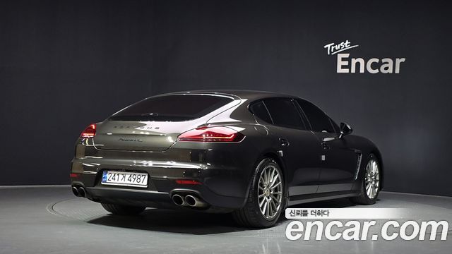 Porsche Panamera 3.0 4S Executive 970 2014 — фото 2